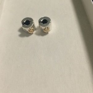 Two for the price of one Pandora clamps!