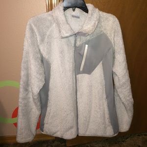 Columbia white fleece jacket