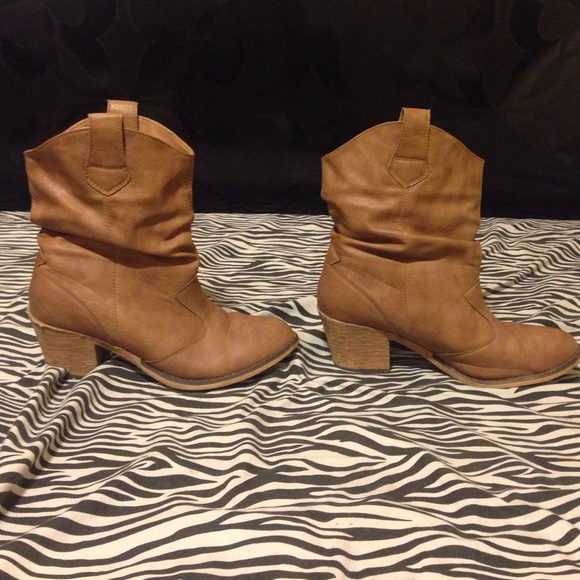 SOLD - Picture 2 of 4