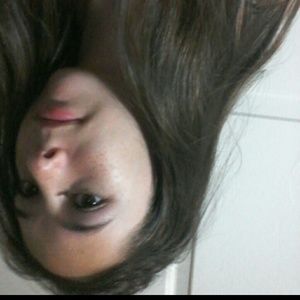 Meet your Posher, Ella