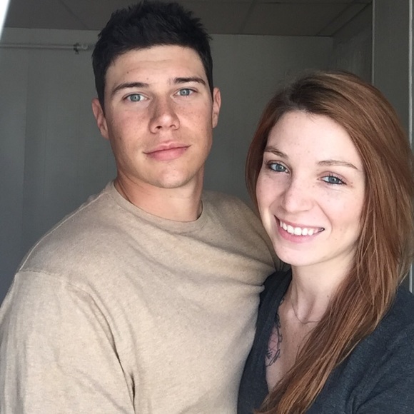 Meet your Posher, Alexis