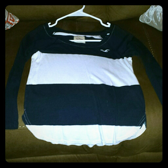 Hollister top