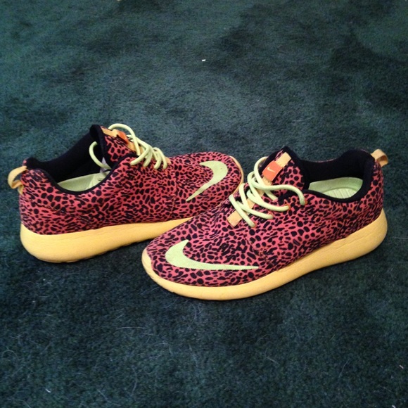 Cheetah Roshe Runs.