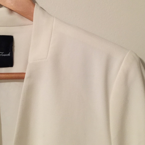 White blazer - Picture 3 of 4