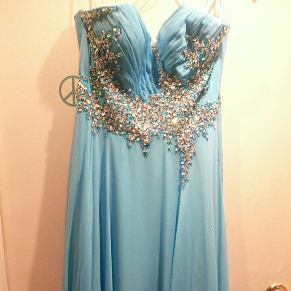 Blue prom dress worn once. Size 20. Fits like 18.