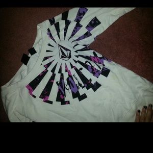 Volcom sweater