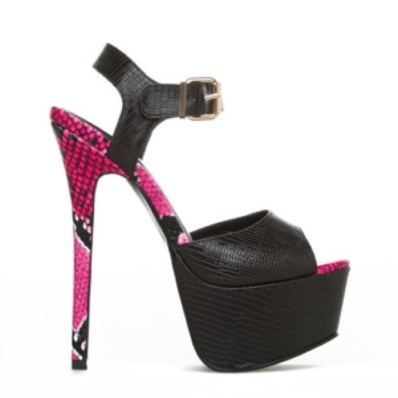 Shoes - Picture 2 of 3