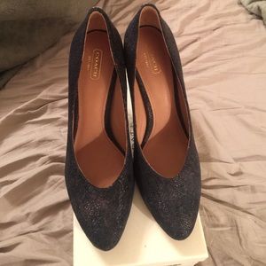 Coach Urban Pumps