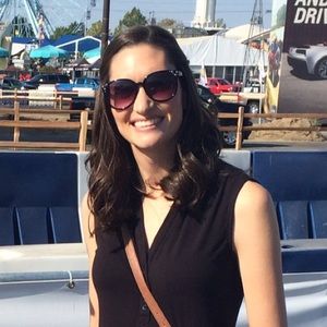 Meet your Posher, Karlyn