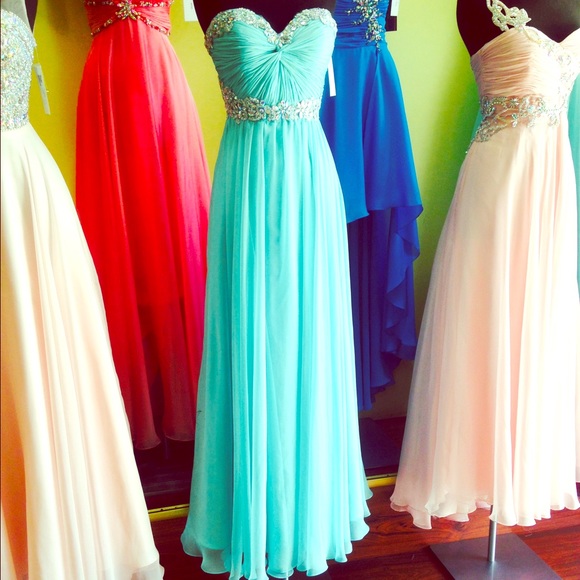 Strapless Prom dress