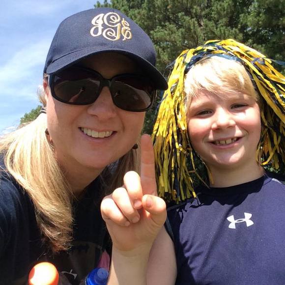 Meet your Posher, Jenn - Picture 1 of 1