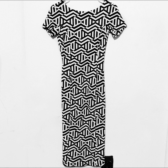 Silhouette Block Dress by TRF Zara