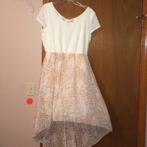 Cute hi-low leopard/ lace print bow back dress