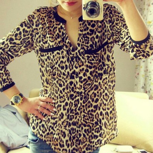 💎NWOT Cheetah print shirt