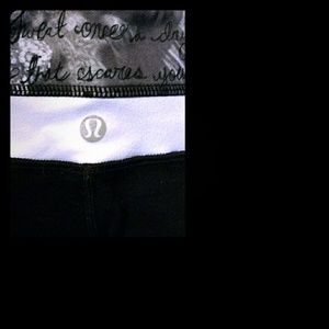 Lululemon yoga pants