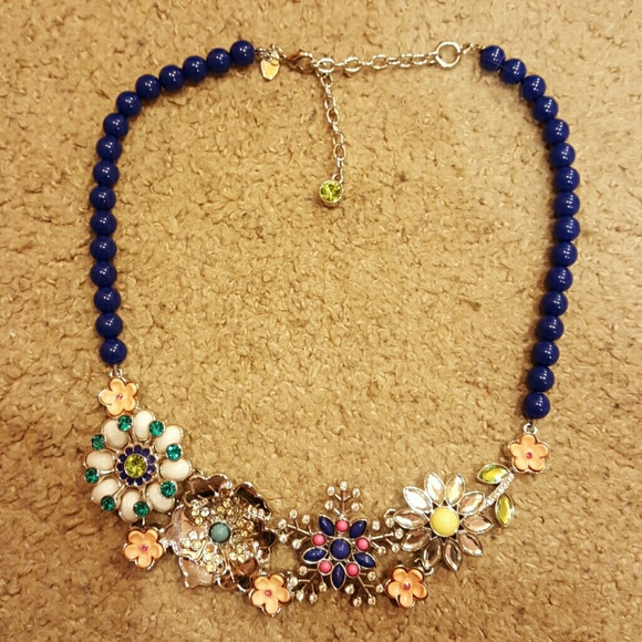 Lia sophia "every season" necklace