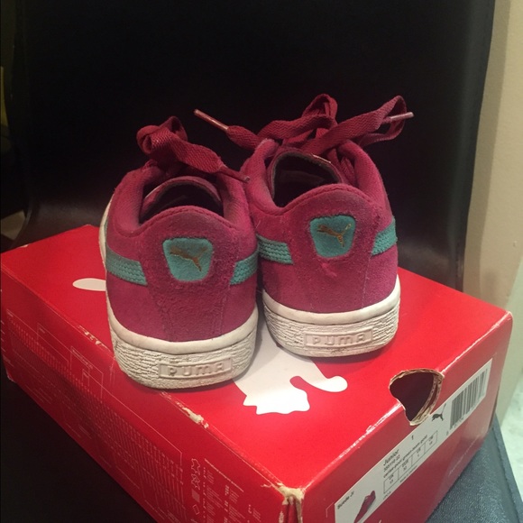 Puma Suede Jr Girls Size 13 - Picture 2 of 3