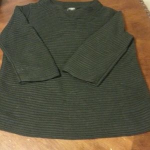 VERY NICE  Ann Taylor Sweater