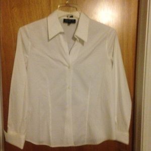 Pure White Jones NewYork business blouse
