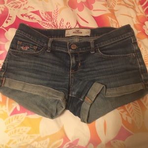 Hollister cuffed shorts