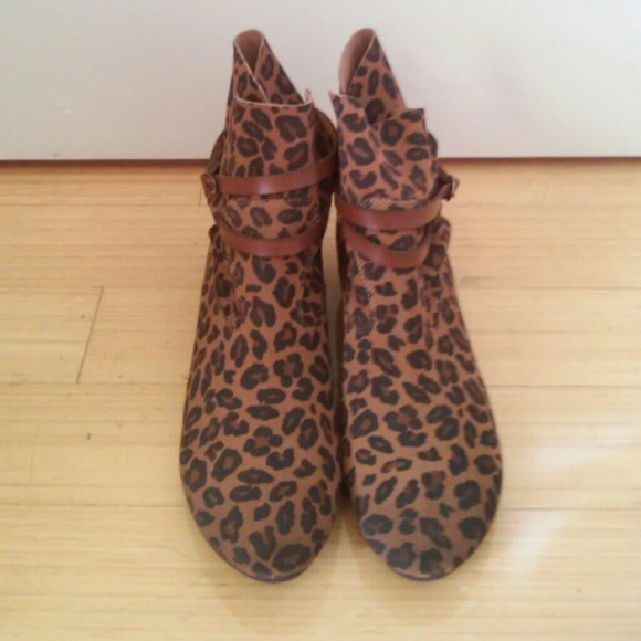 Leopard Booties - Picture 2 of 4