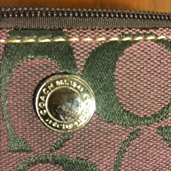 Coach wristlet 💜 - Picture 3 of 3