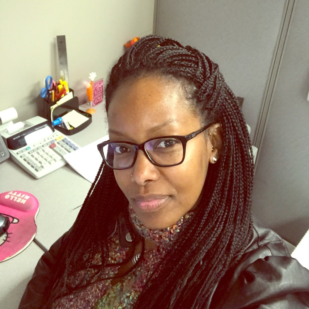 Meet your Posher, Nakeia