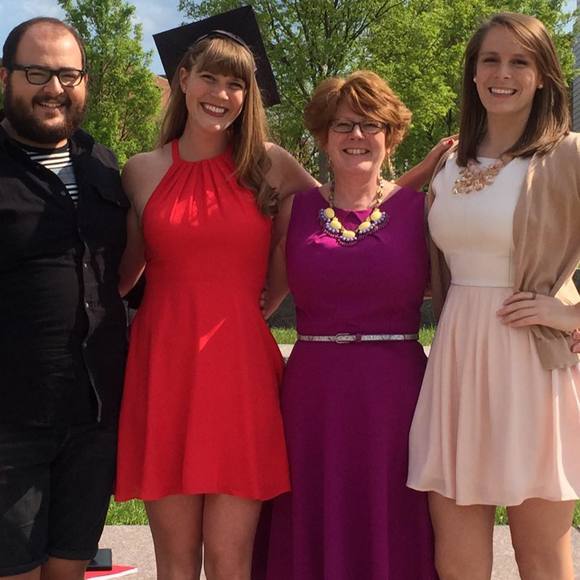 Meet your Posher, Kathy - Picture 1 of 1