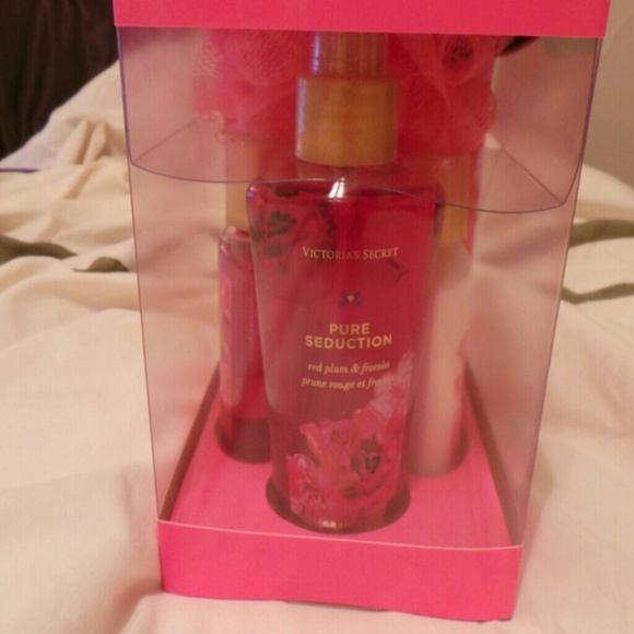 Pure Seduction gift set