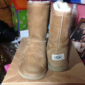 Youth Authentic Uggs