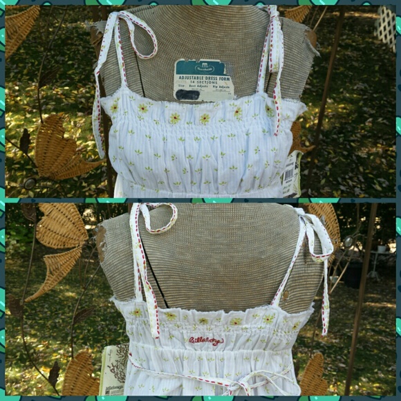 SOLD IN BUNDLE Cute Billabong Dress - Picture 2 of 4