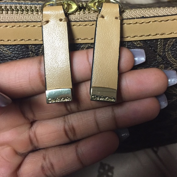 Calvin Klein Bag - Picture 2 of 4