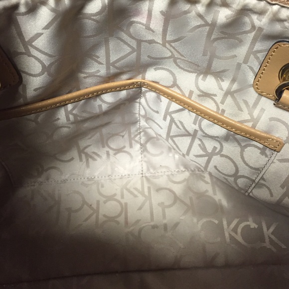 Calvin Klein Bag - Picture 4 of 4