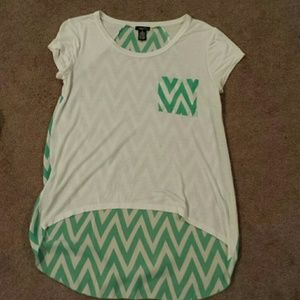 White and Chevron High Low T-Shirt