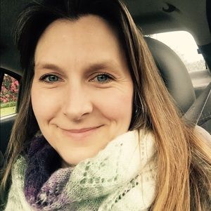 Meet your Posher, Pamela