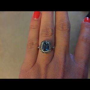 Meet your Posher, Abbie