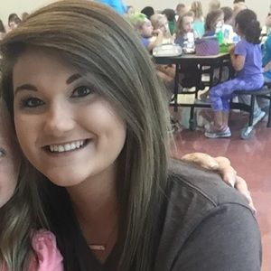 Meet your Posher, Allyson