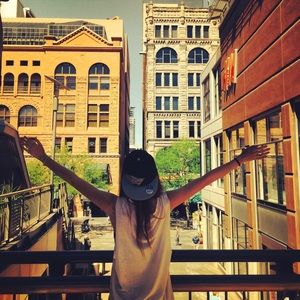 Meet your Posher, Lauren