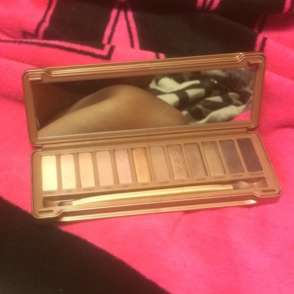 Naked 3