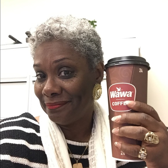 Meet your Posher, Sista Carmen - Picture 9 of 16