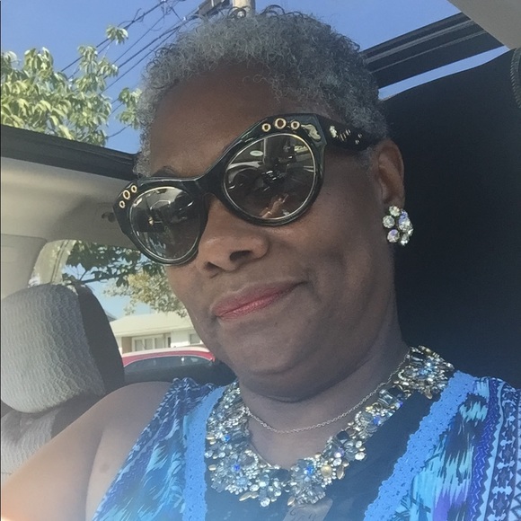 Meet your Posher, Sista Carmen - Picture 6 of 16