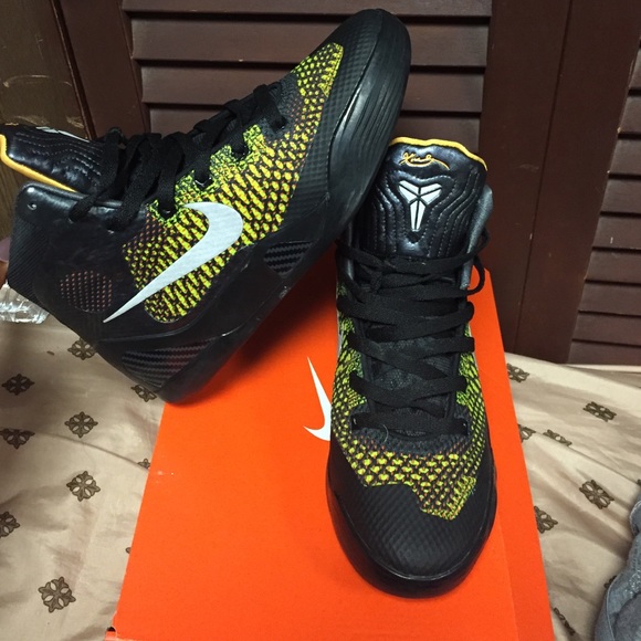 Kobe IX - Picture 2 of 3
