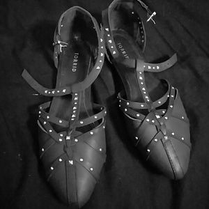 Like new Torrid flats