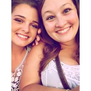 Meet your Posher, Deana