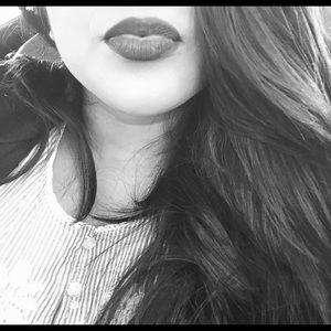 Meet your Posher, Jacqueline