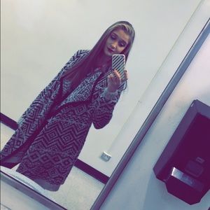 Meet your Posher, Em