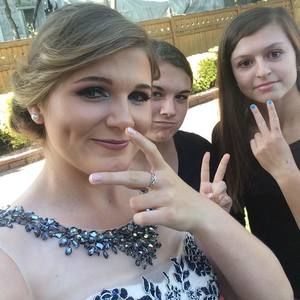 Meet your Posher, Sam