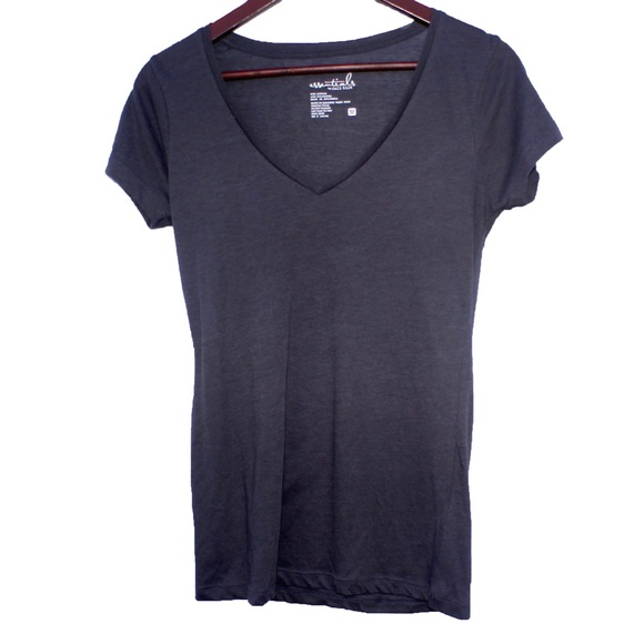 Full Tilt Tops - FULL TILT - Essentials - V-Neck