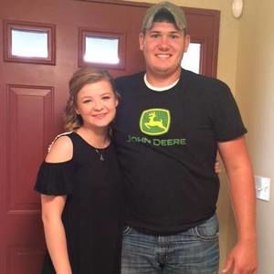 Meet your Posher, Kendra