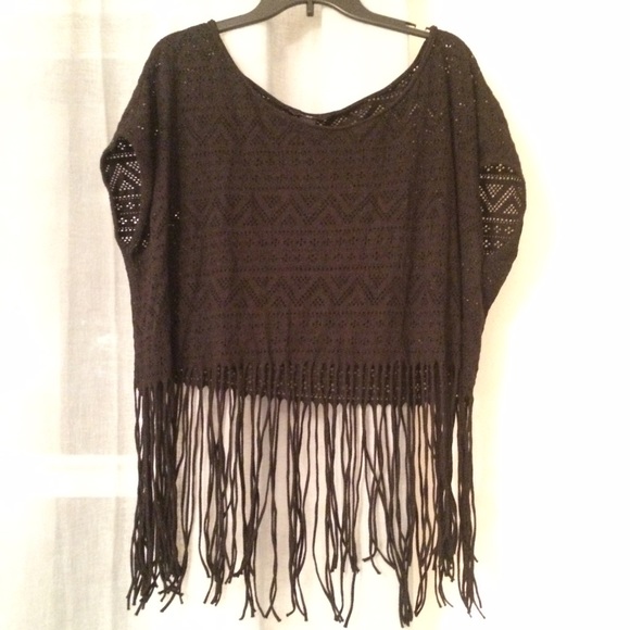 Crochet sheer black fringe top cropped L tassels - Picture 2 of 4